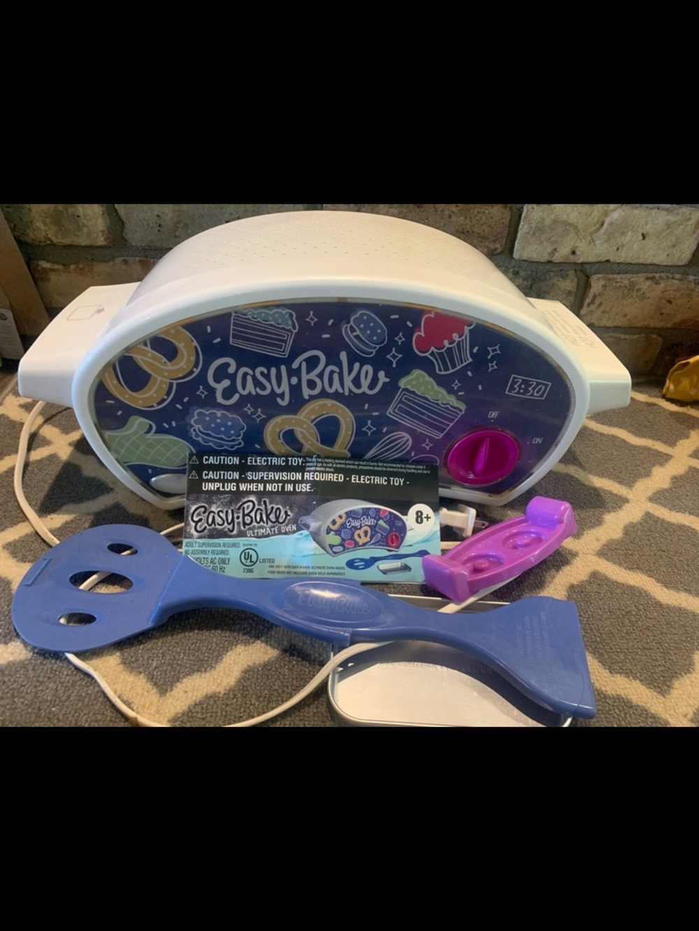 easy bake ultimate oven electric toy with accessories